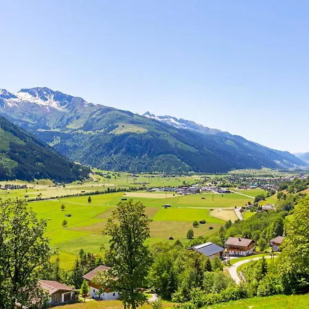 Warm In Salzburg Near Area *