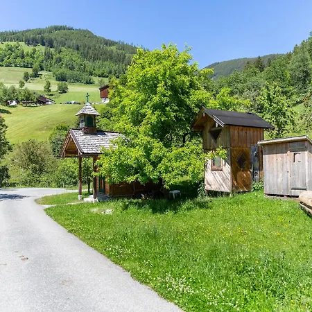 Near Slopes Апартаменты Уттендорф